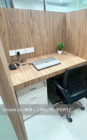 International Plaza (D2), Office #546955771